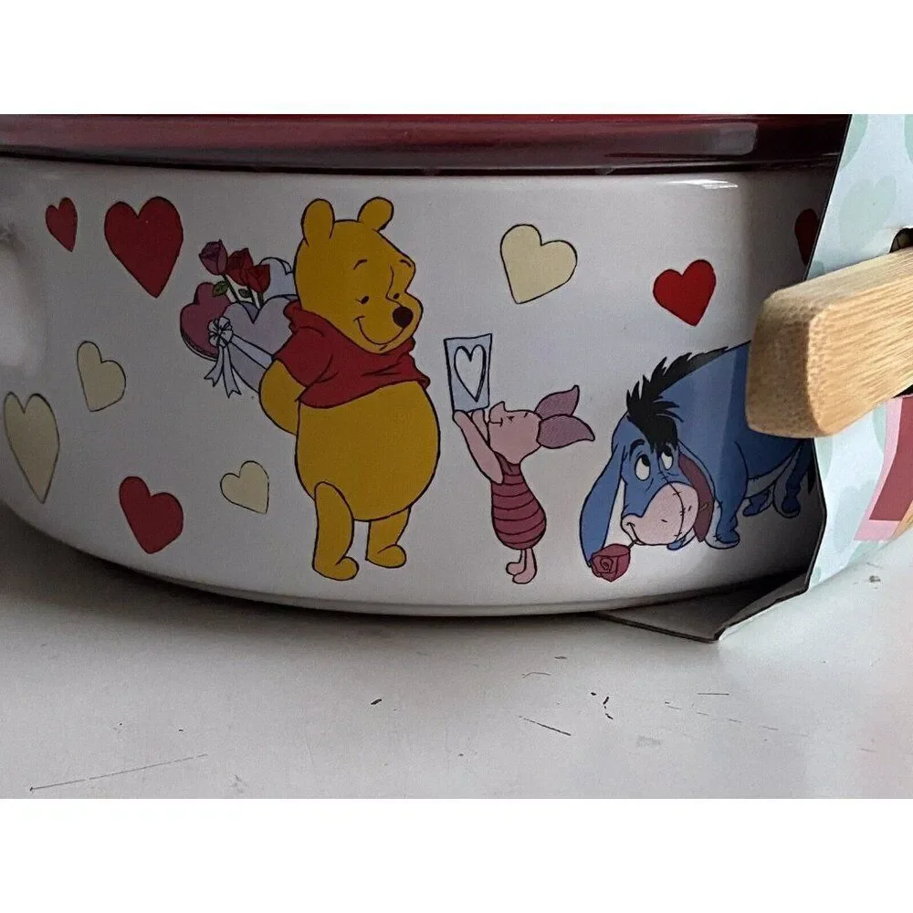 Disney Winnie the Pooh Tigger Piglet Eeyore Valentines Brie Baker & Wood‎ Spoon
